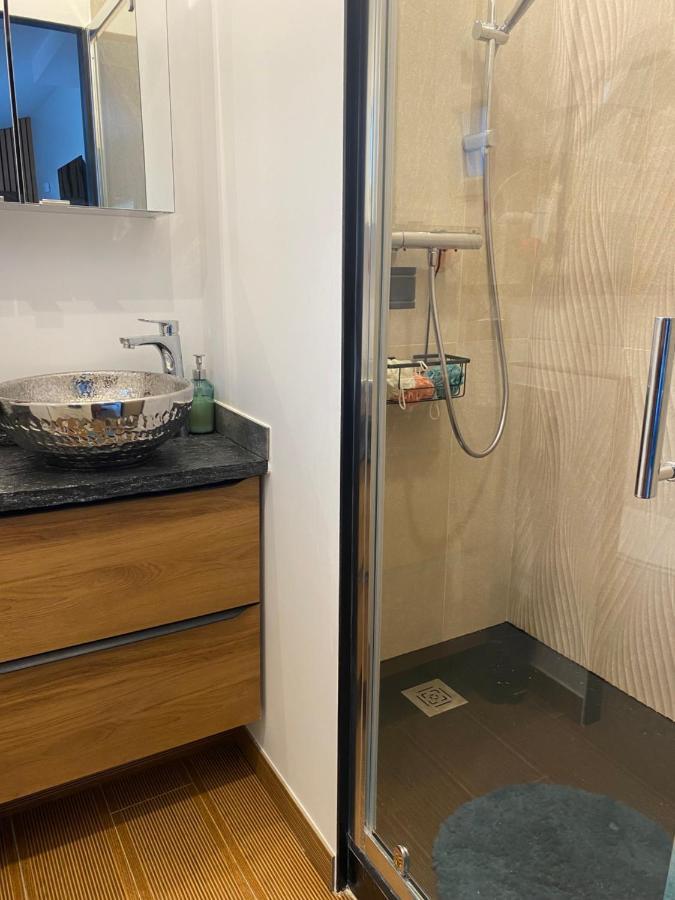 Paris-Zenith-Bienvenue-Terrasse-Netflix Apartment Пантен Екстериор снимка
